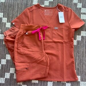 FIGS Terracotta Scrub Set XSP